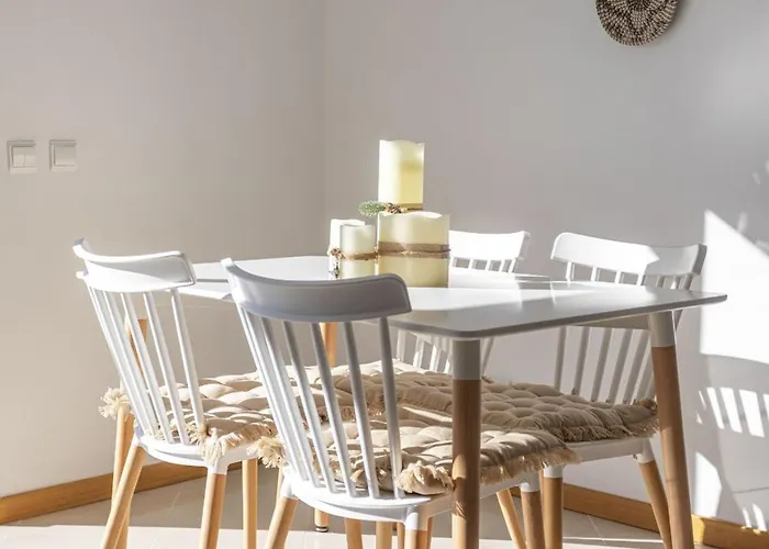 Modern 1br In With Balcony & Parking, By Hopstays 아파트 *