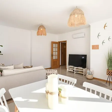 Modern 1br In With Balcony & Parking, By Hopstays * 알부페이라